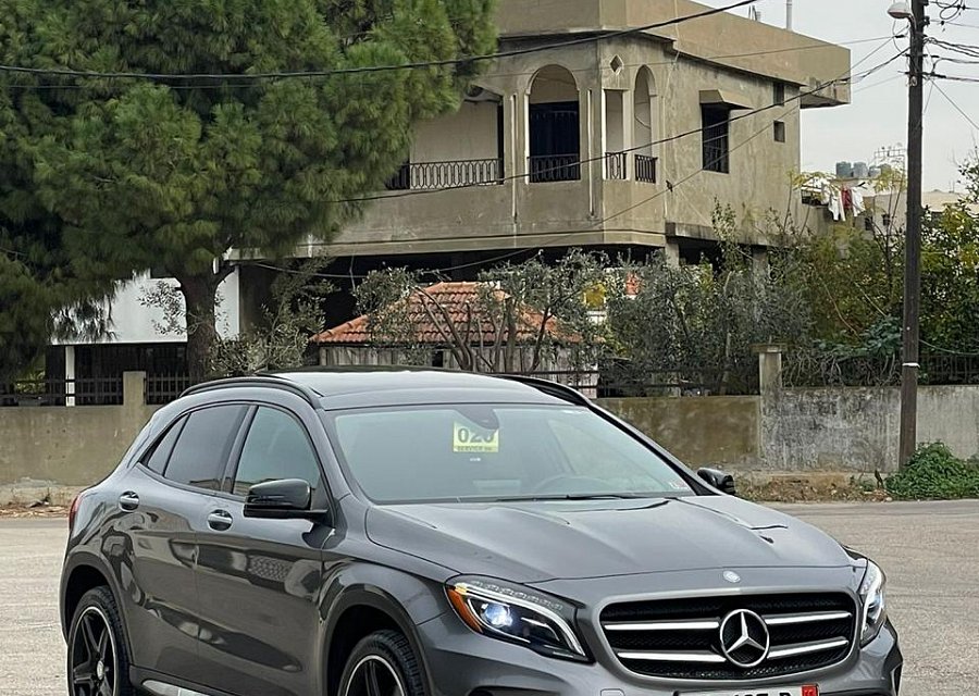 MERCEDES BENZ GLA 4MATIC 2017