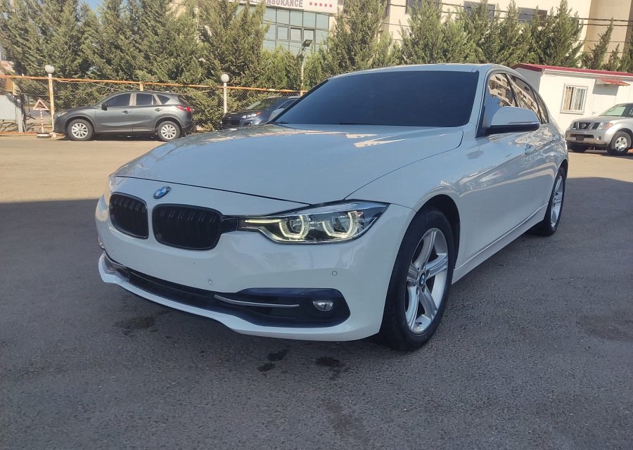 BMW 330i 2017