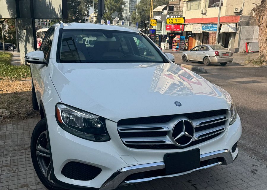 MERCEDES-BENZ GLC 300 2016