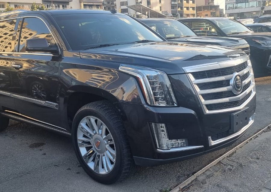 CADILLAC ESCALADE 2015