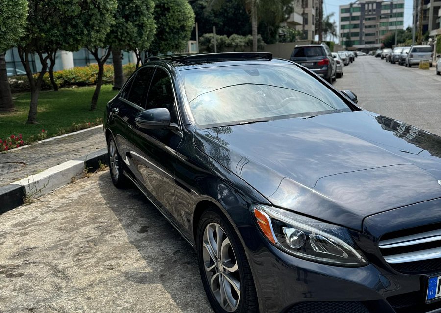 MERCEDES-BENZ C 300 2016