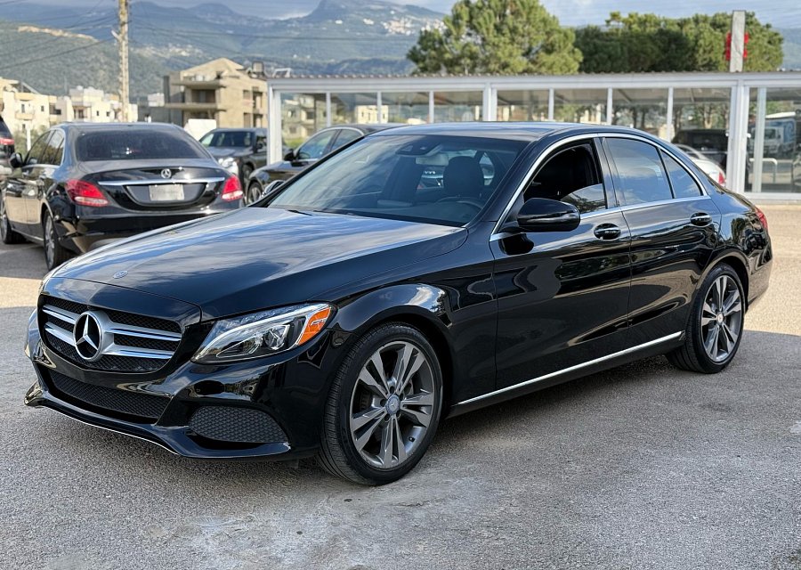 MERCEDES-BENZ C300 2016